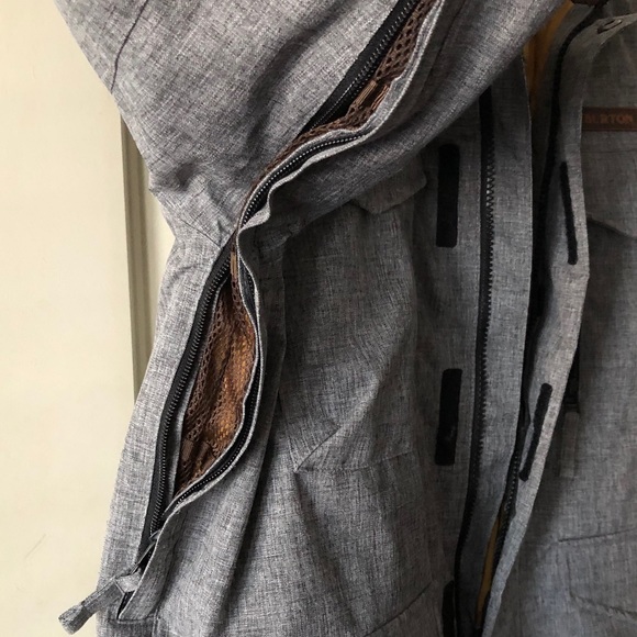 Burton Covert jacket - Picture 3 of 5